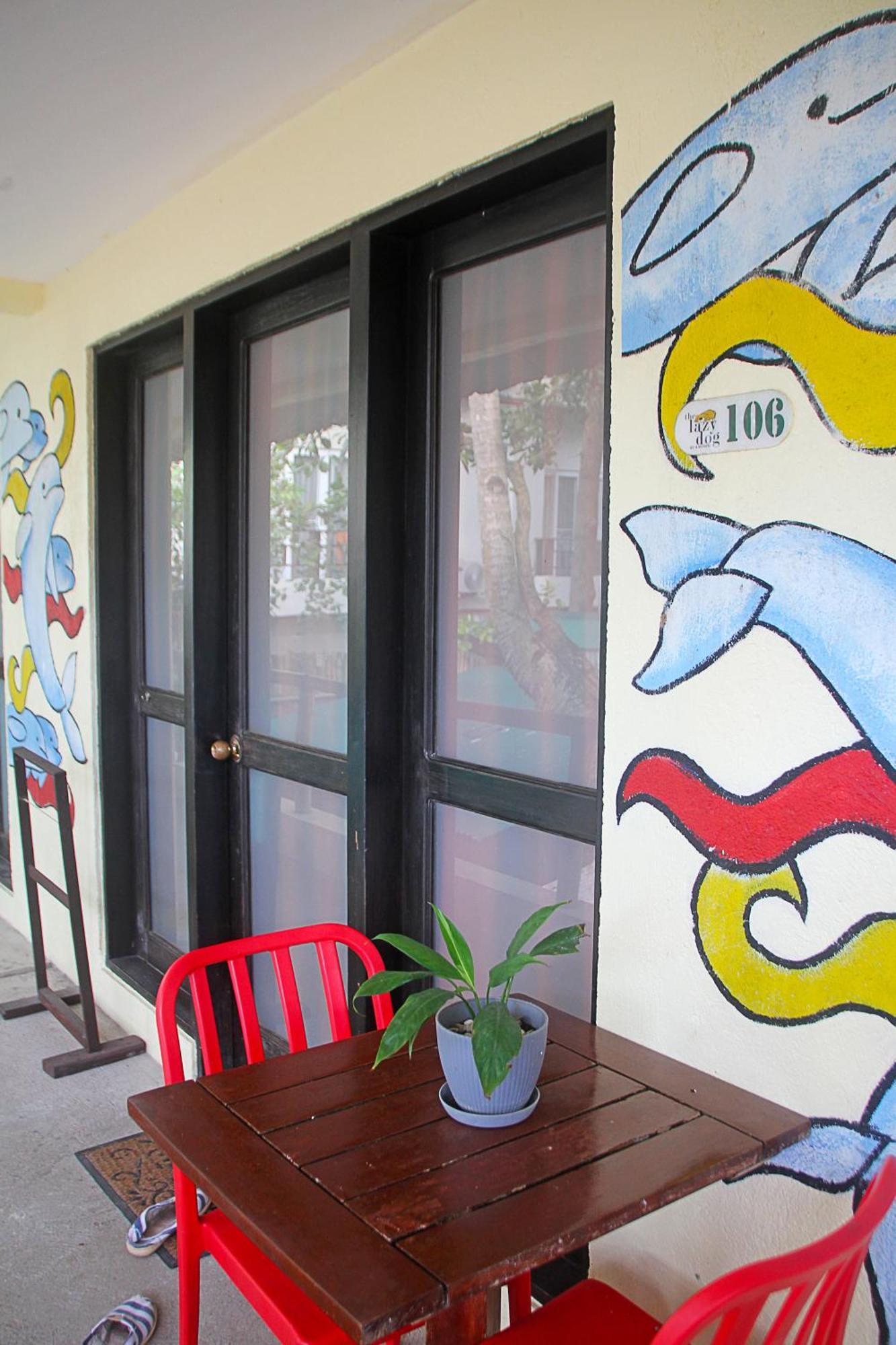 Lazy Dog Bed & Breakfast Balabag  Exterior photo